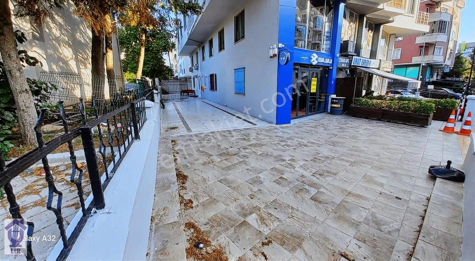 Big Chef İn Sokağında Asma Katlı Bahçeli Yol Üstü Satılık Dükkan - Görsel 21