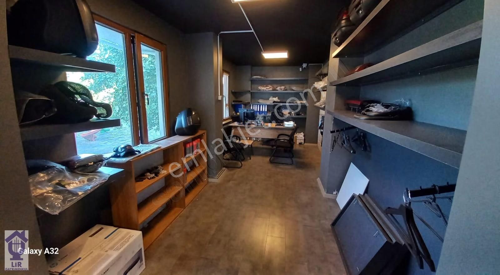 Lir Den Trend Arena Karşısın Da Yol Üstü Bahçeli Kiralık Dükkan - Görsel 11
