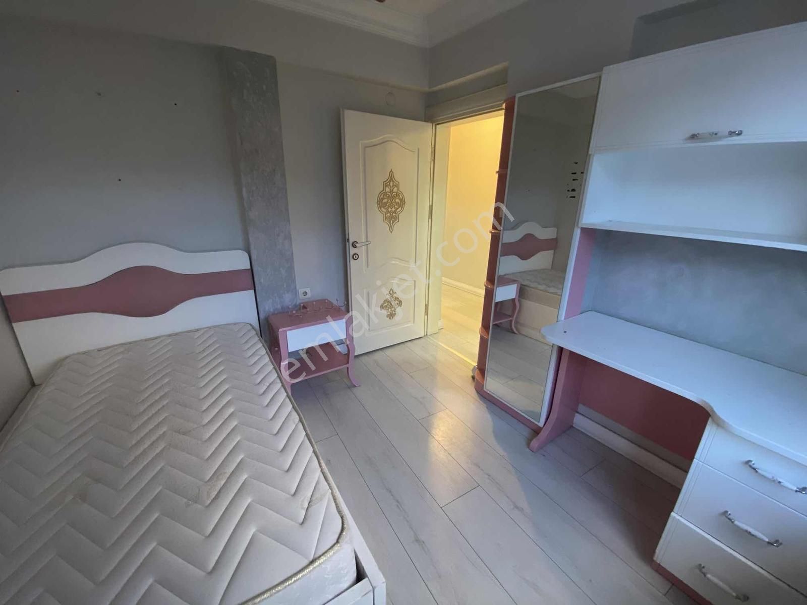 Her Detayı Özenle Tasarlanmış Belediye Evlerinde Şahane Dubleks - Görsel 5