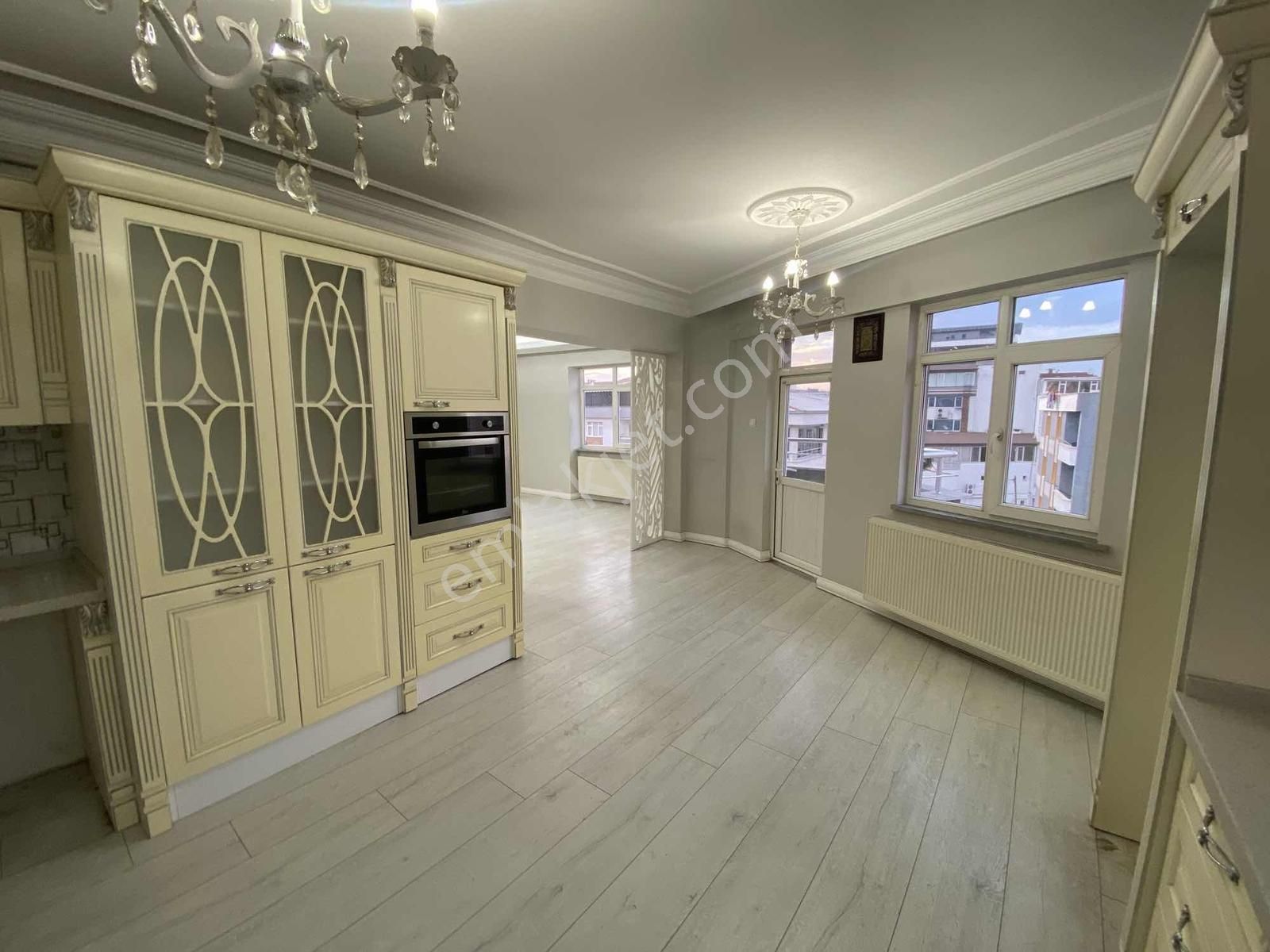 Her Detayı Özenle Tasarlanmış Belediye Evlerinde Şahane Dubleks - Görsel 32