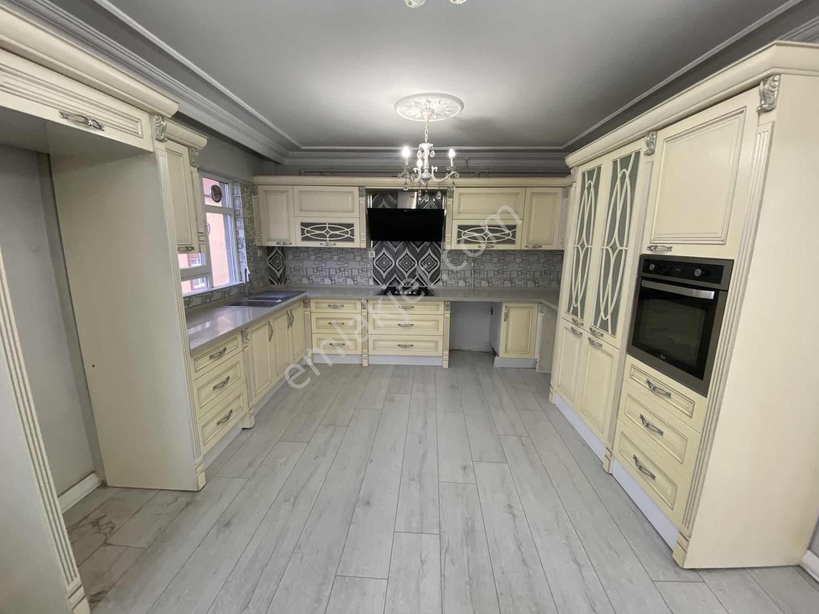 Her Detayı Özenle Tasarlanmış Belediye Evlerinde Şahane Dubleks - Görsel 35