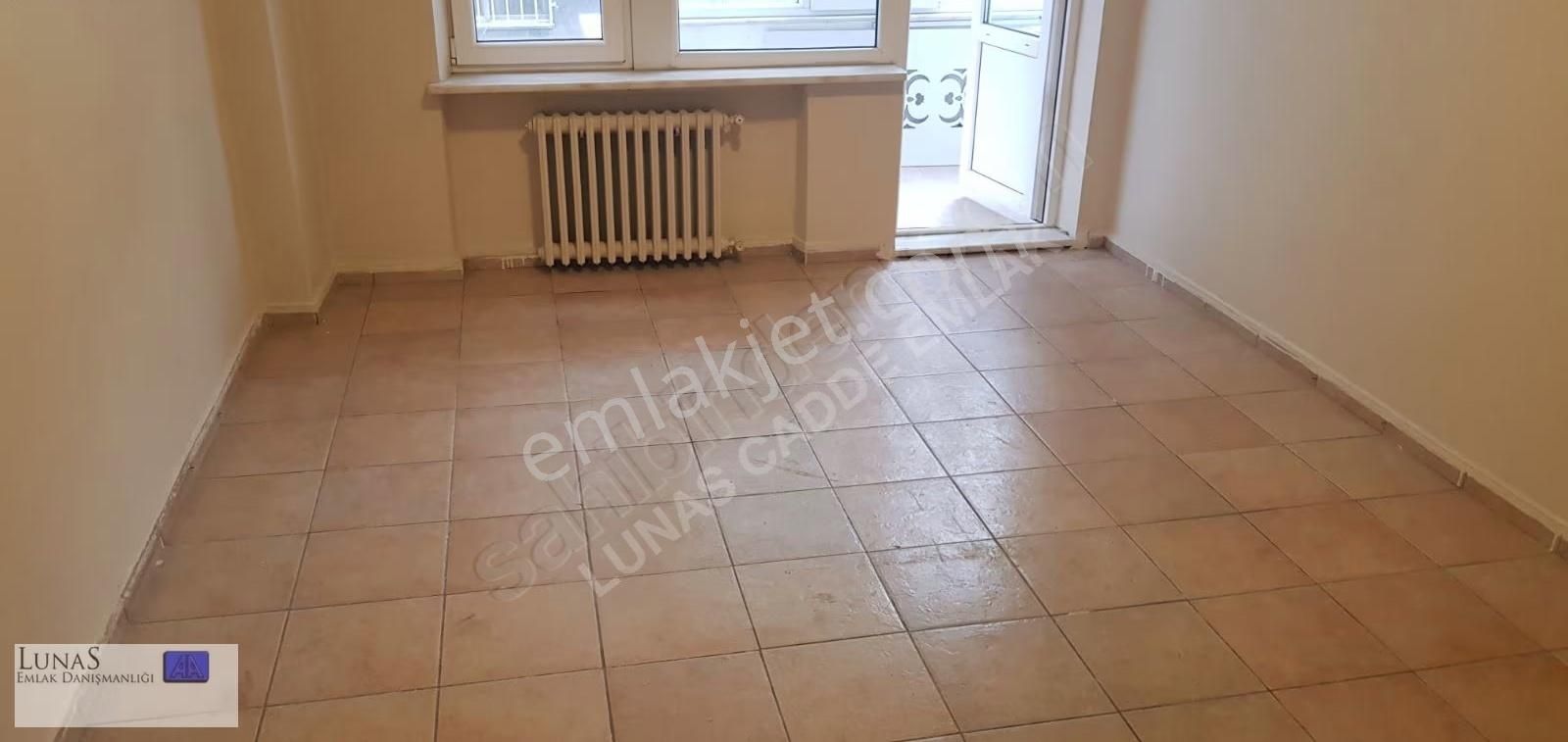 Halaskargazi Caddesi'nde Çeşitli İş Kolları İçin 2. Katta Daire - Görsel 25