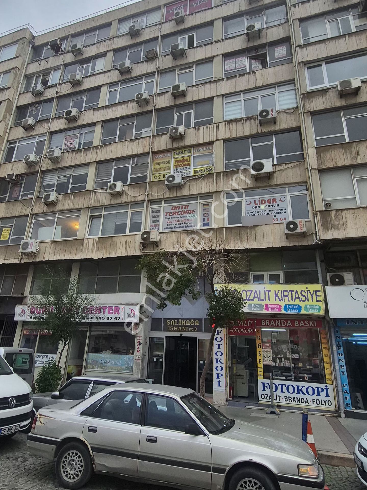 İzmir Konak Salihağa İş Hanı Satılık Ofis