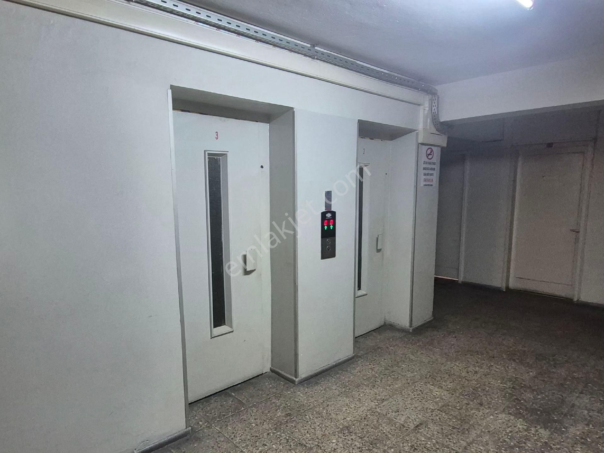 İzmir Konak Salihağa İş Hanı Satılık Ofis - Görsel 5