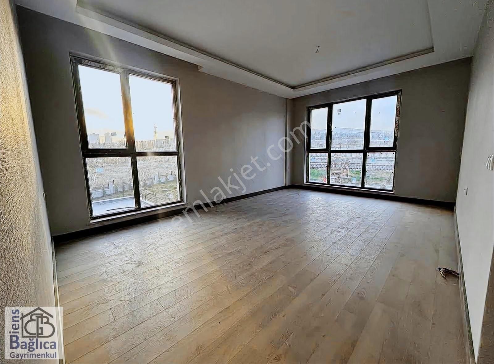 Biensden - K.otopark-hobi Bahçeli-en Geniş 2+1 - Görsel 4