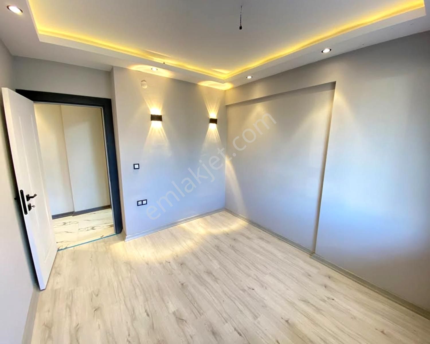 Batı Yapıdan Metrobüse 8 Dk Geniş Ferah Temiz B.katı 2+1 - Görsel 11