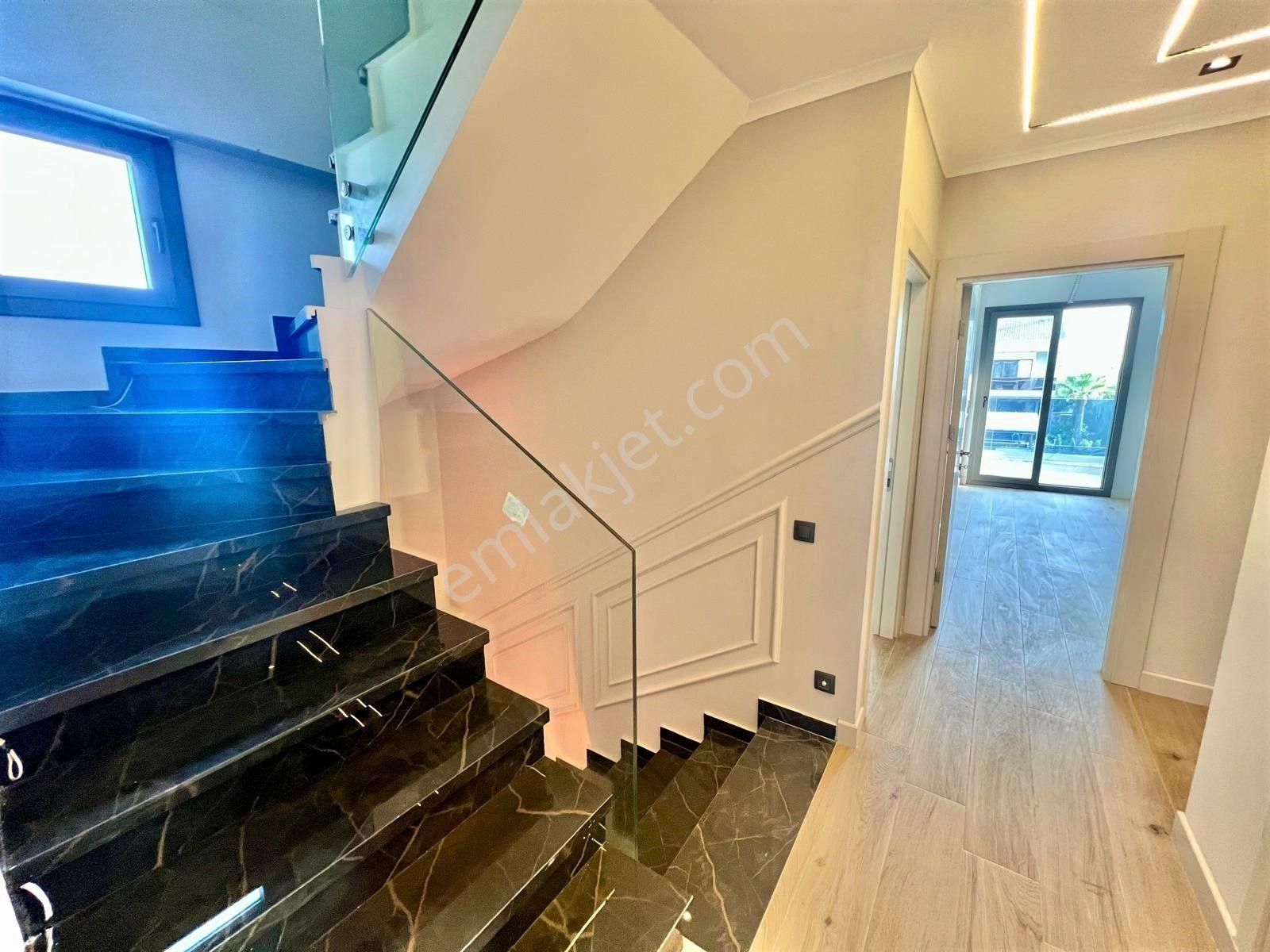 Havuzlu Müstakil Akıllı Villa - Butik Sitede Huzurlu Yaşam - Görsel 22