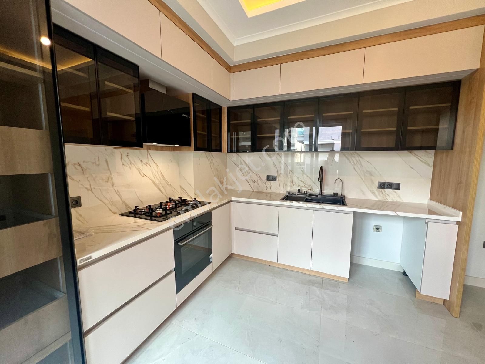 Havuzlu Müstakil Akıllı Villa - Butik Sitede Huzurlu Yaşam - Görsel 16