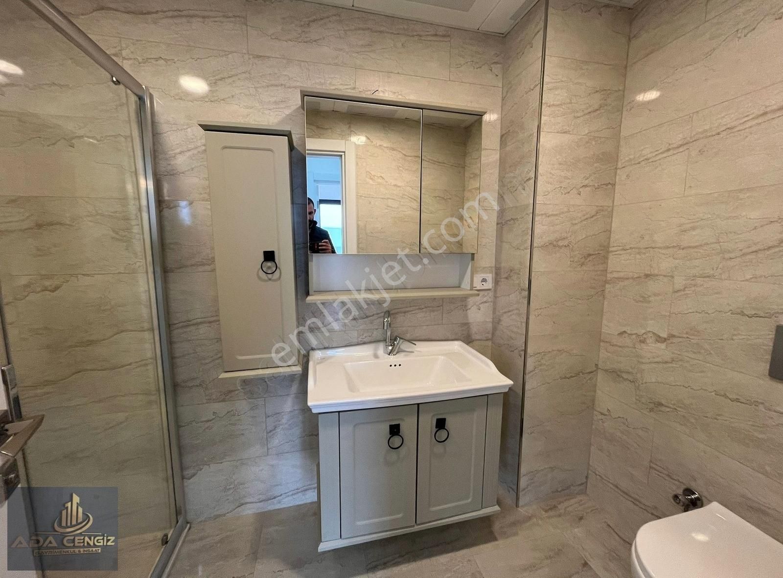 Serdivan Yazlık Mah. 3+1 180m2 Kapalı Otoparklı Kilerli Daire - Görsel 17