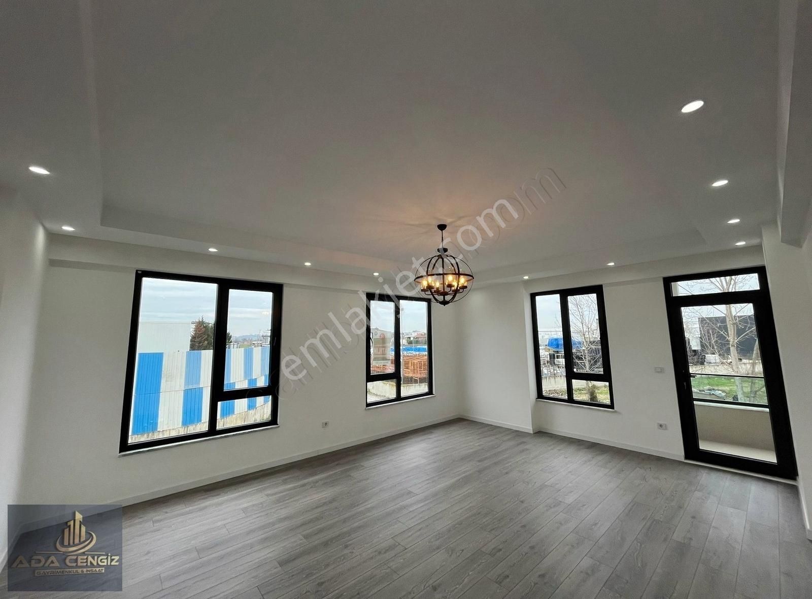 Serdivan Yazlık Mah. 3+1 180m2 Kapalı Otoparklı Kilerli Daire - Görsel 25