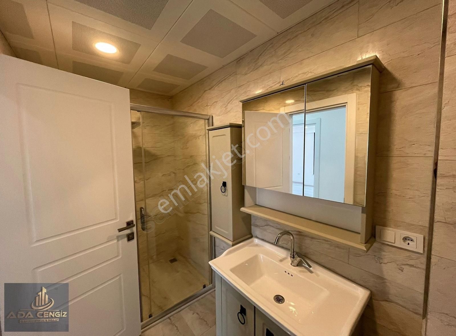 Serdivan Yazlık Mah. 3+1 180m2 Kapalı Otoparklı Kilerli Daire - Görsel 11
