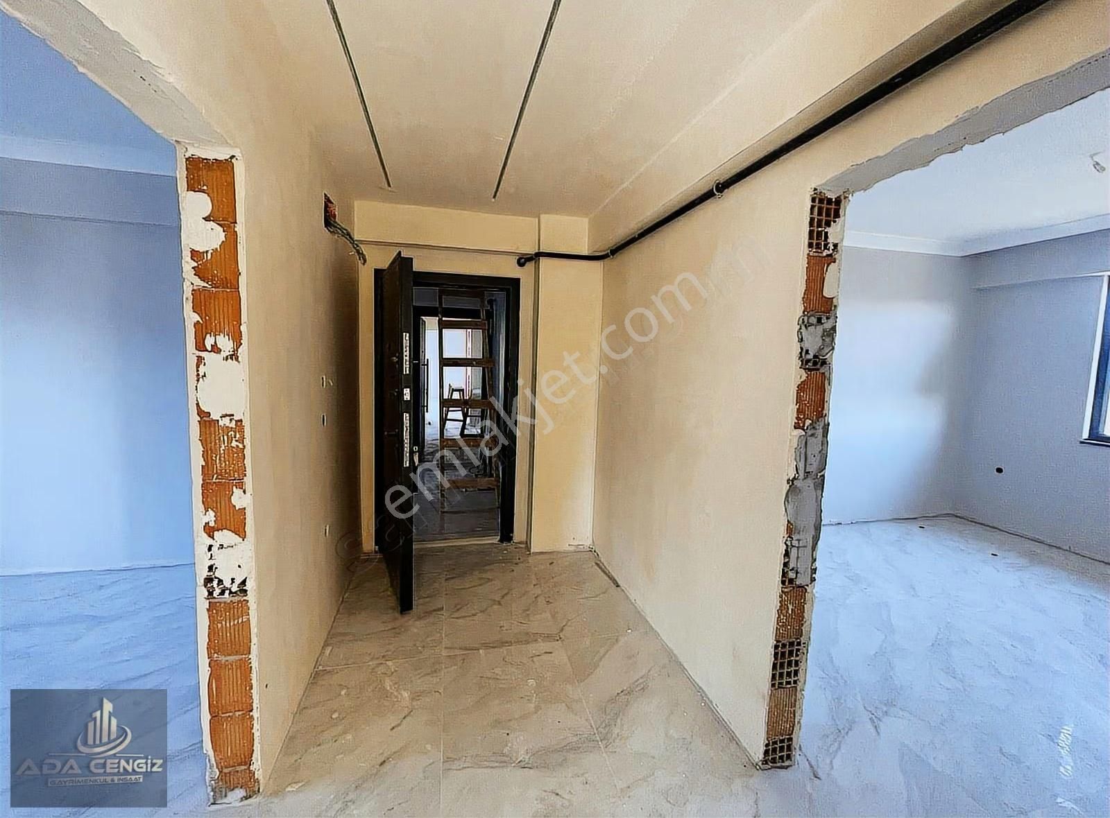 Serdivan Yazlık Mah. 6 Dairelik Butik Sitede 2+1 105 M2 Daire - Görsel 12