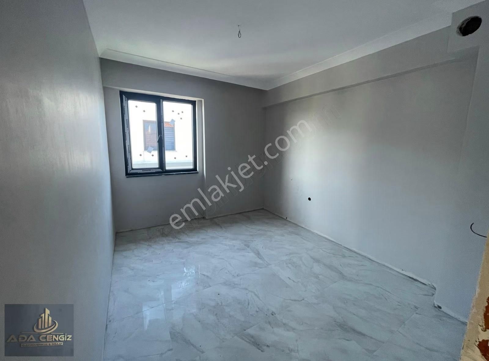 Serdivan Yazlık Mah. 6 Dairelik Butik Sitede 2+1 105 M2 Daire - Görsel 9