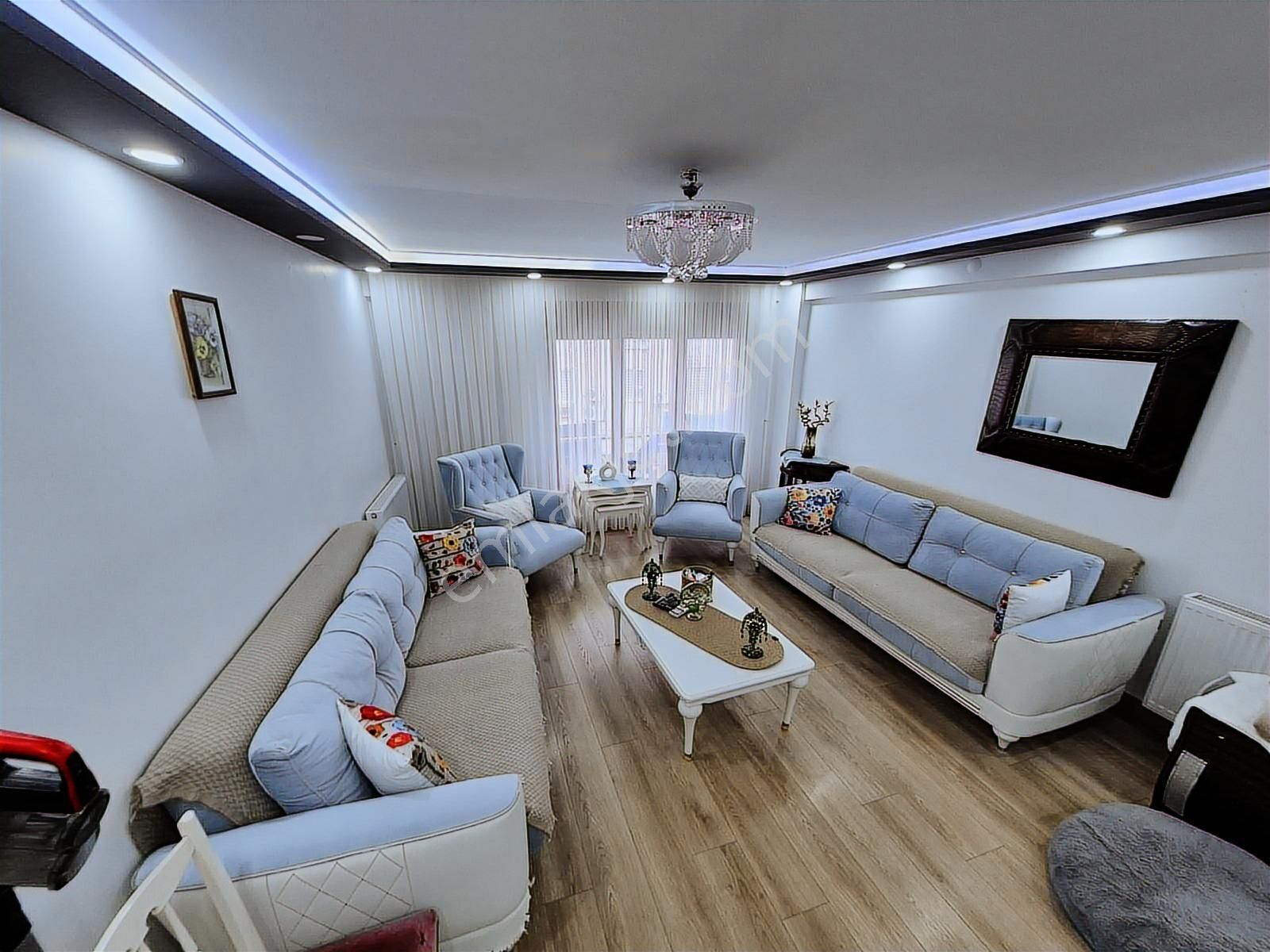 Altınoluk Çarşı Merkezde 2+1 Masrafsız Daire - Görsel 4