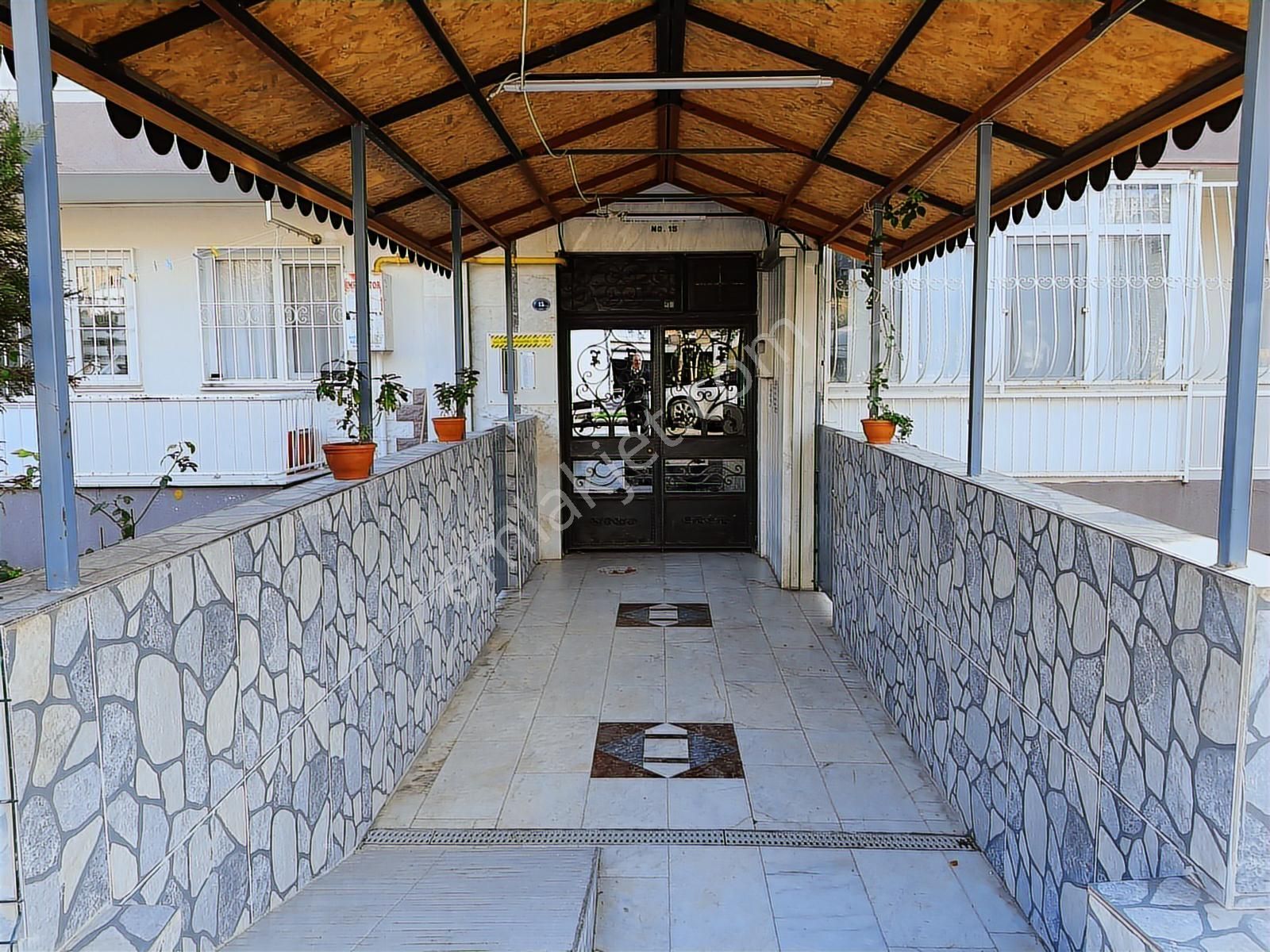 Bayraklı Tepekule Mahallesinde Full Yenilenmiş Satılık Daire - Görsel 33