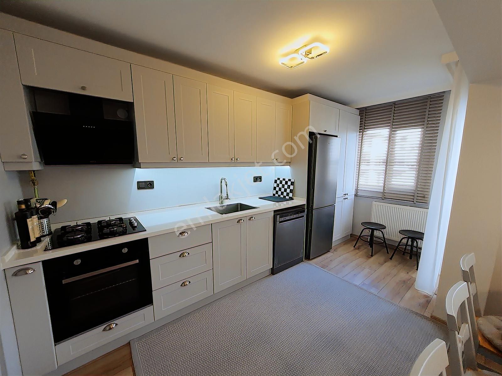 Bayraklı Tepekule Mahallesinde Full Yenilenmiş Satılık Daire - Görsel 13