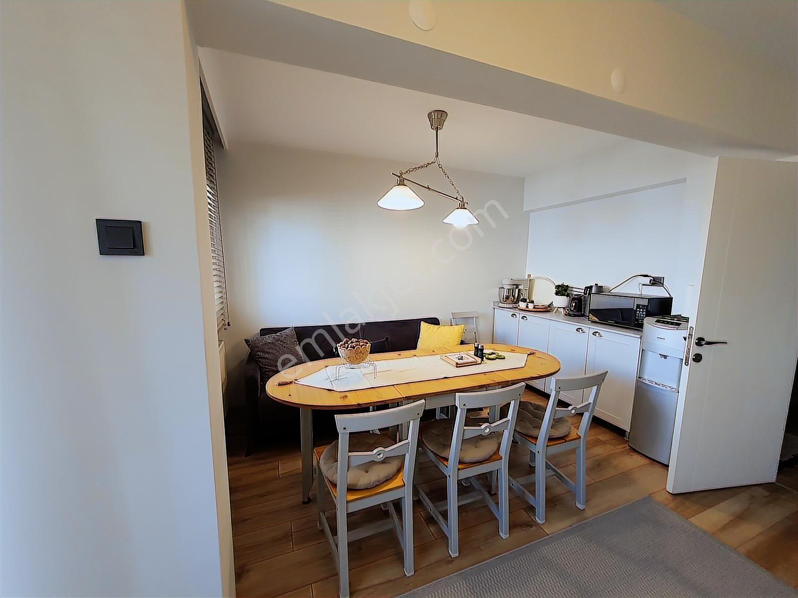 Bayraklı Tepekule Mahallesinde Full Yenilenmiş Satılık Daire - Görsel 12