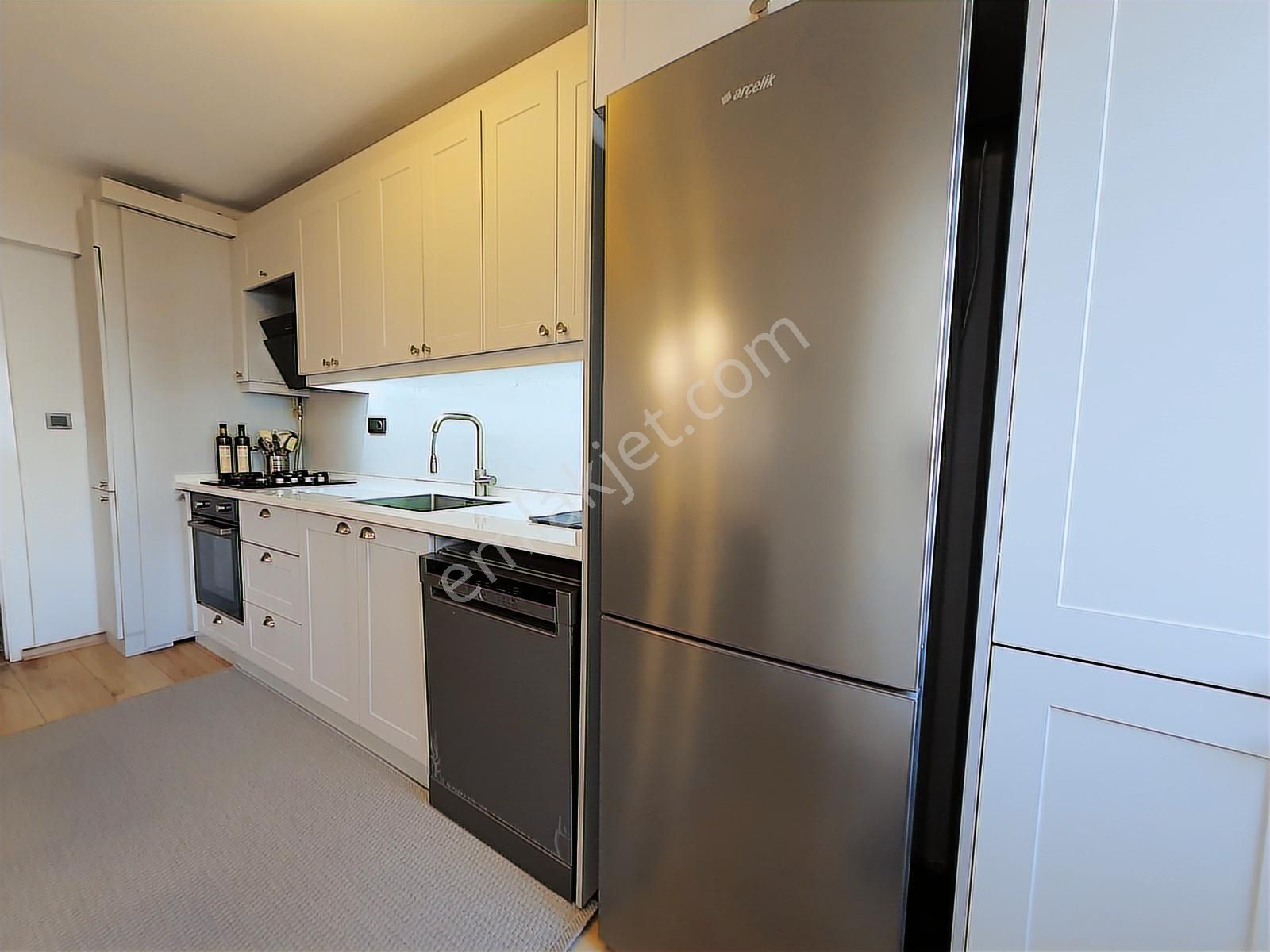 Bayraklı Tepekule Mahallesinde Full Yenilenmiş Satılık Daire - Görsel 2