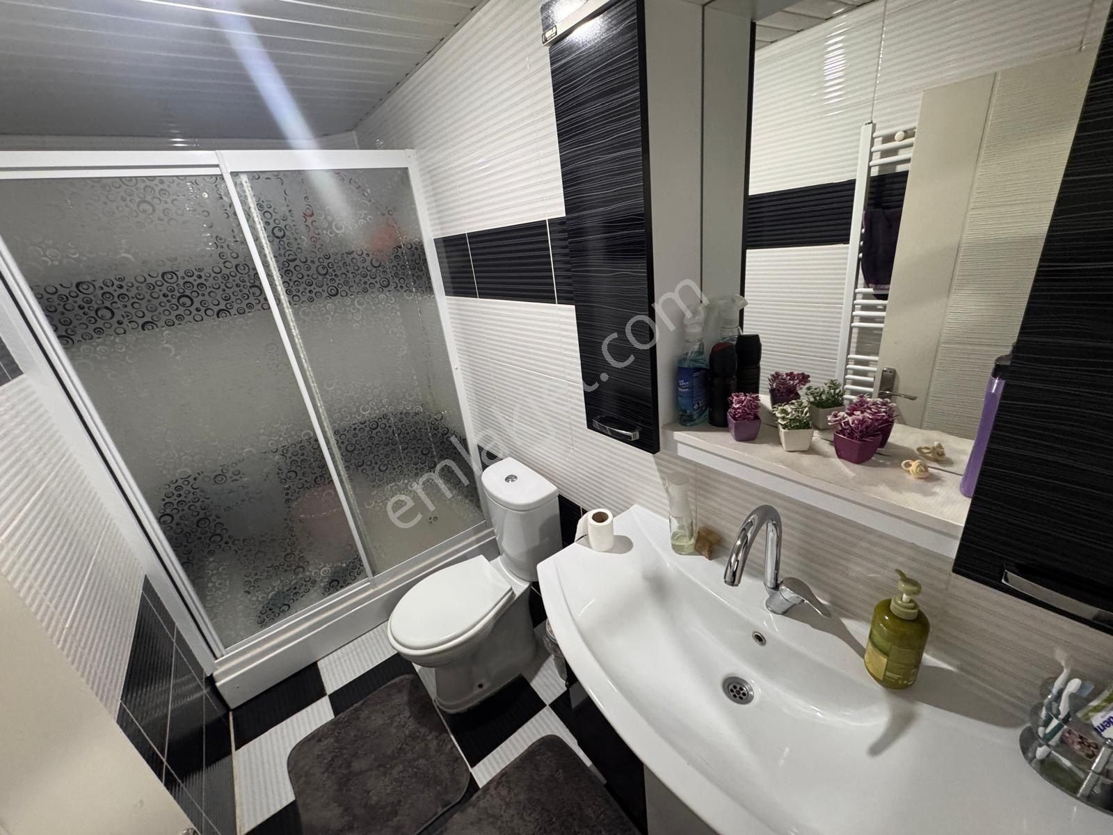 Koza Emlak'tan Mareşal Çakmak Mahalesinde 12 Yıllık Full Yapılı Gömüsüz Fırsat Dairee - Görsel 35