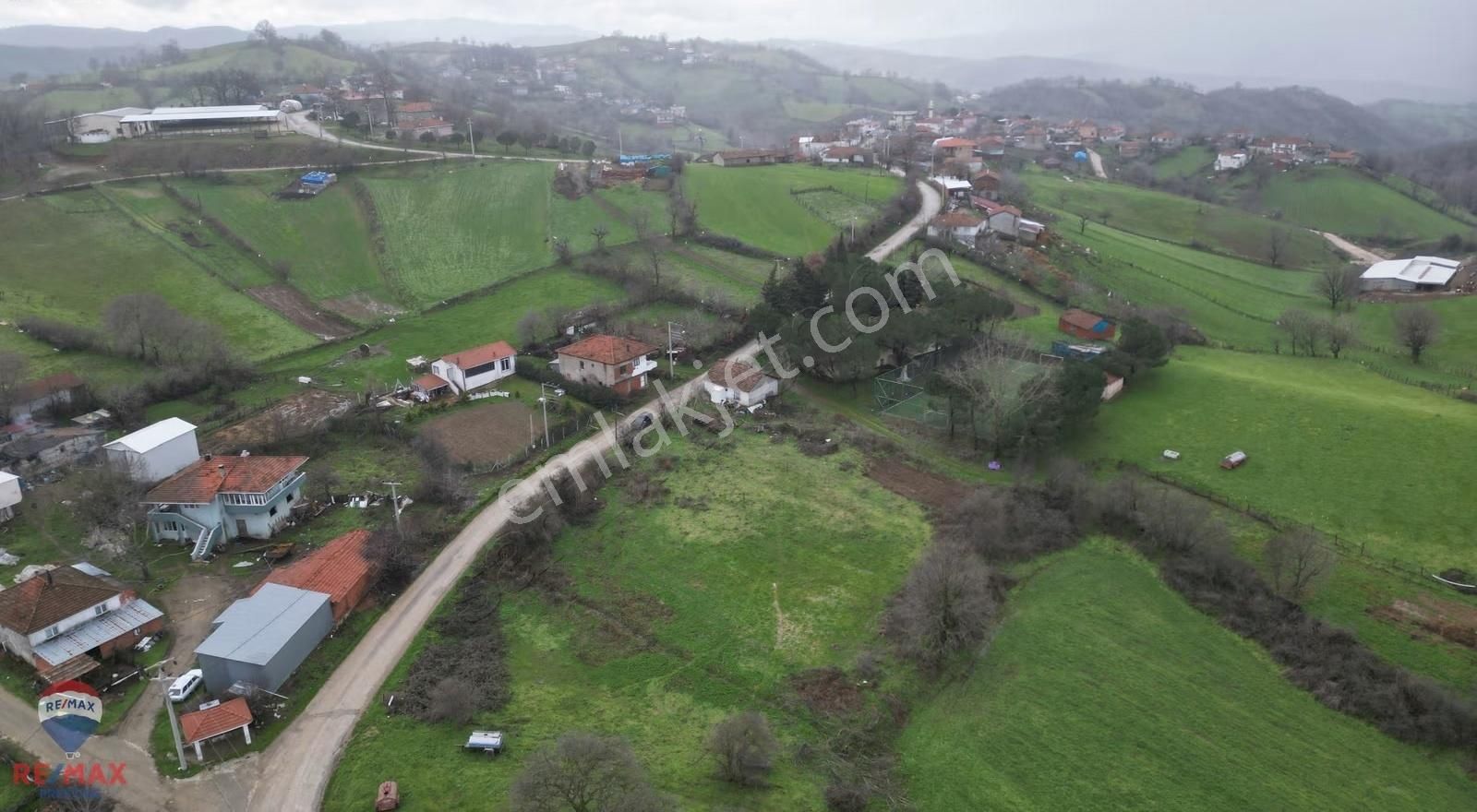 Çanakkale Bıga Elmalı Köyünde Yola Sıfır Harıka Arsa - Görsel 11