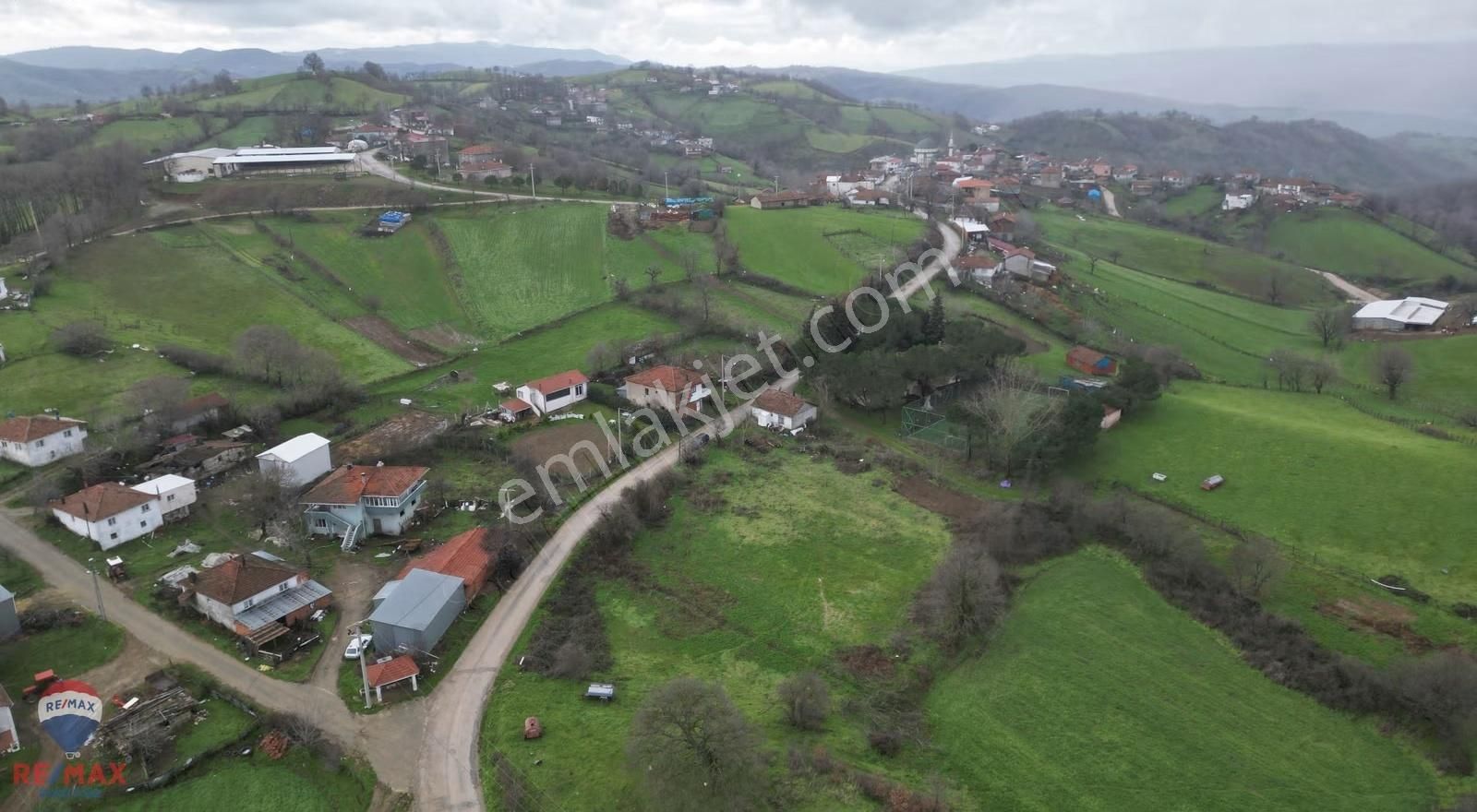 Çanakkale Bıga Elmalı Köyünde Yola Sıfır Harıka Arsa - Görsel 20