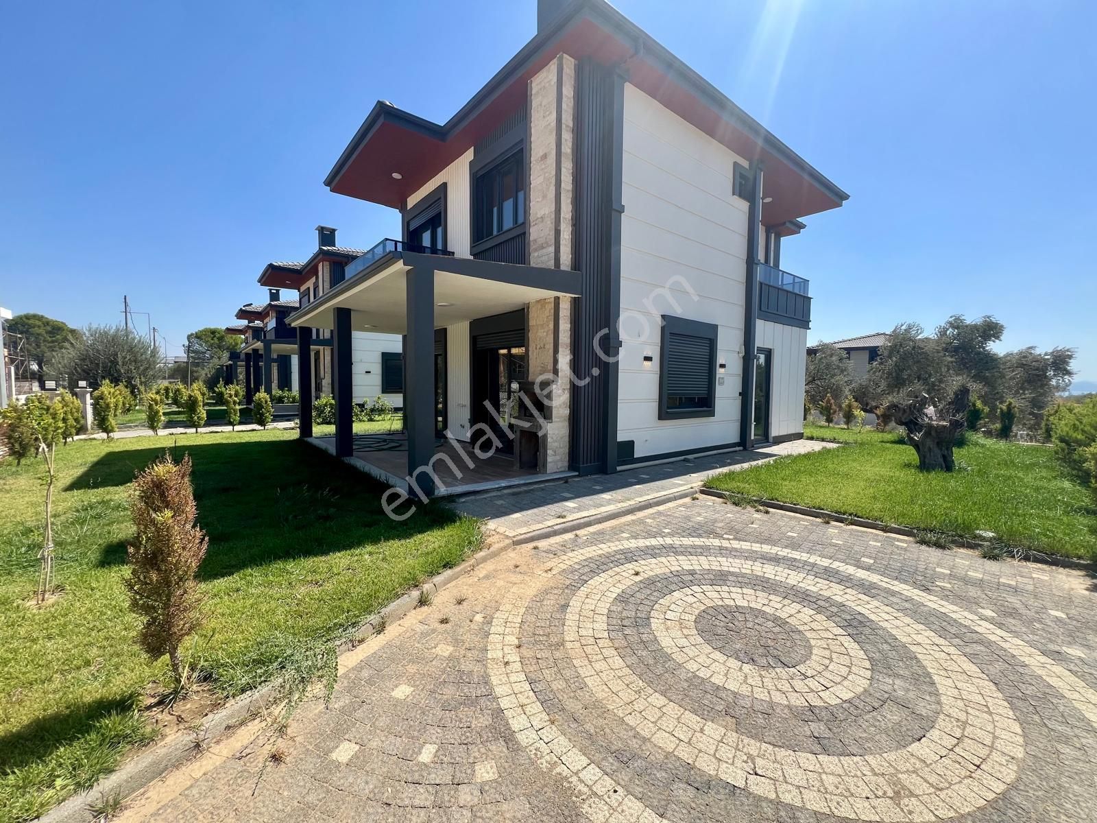 Akçay Aras Emlaktan Gürede 4 Haneli Butik Site İçi 4+1 Müstakil Villa - Görsel 3