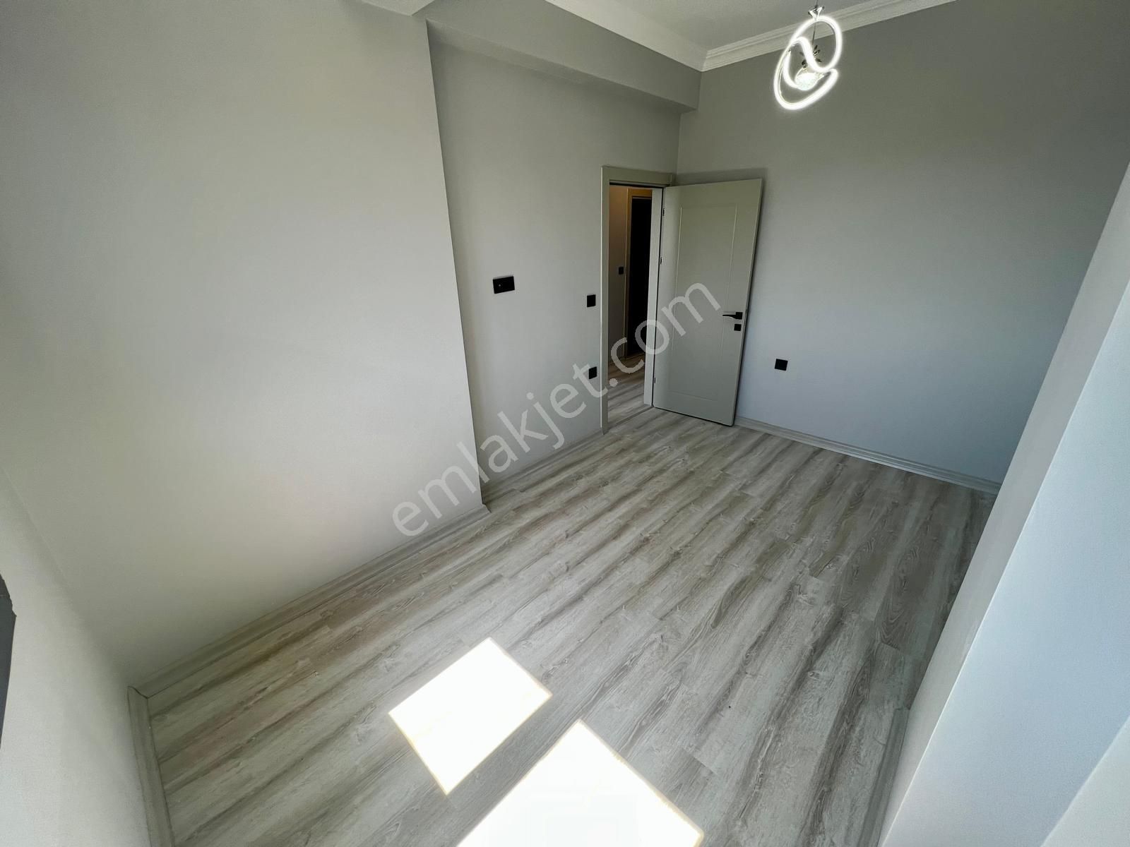 Akçay Aras Emlaktan Gürede 4 Haneli Butik Site İçi 4+1 Müstakil Villa - Görsel 24