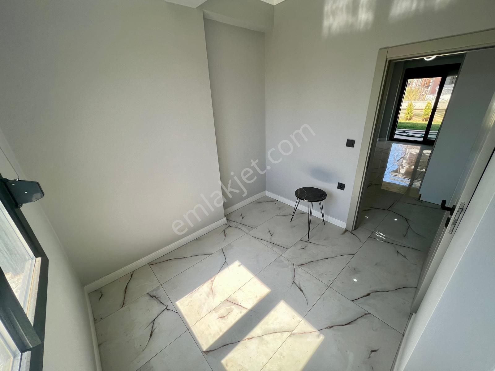 Akçay Aras Emlaktan Gürede 4 Haneli Butik Site İçi 4+1 Müstakil Villa - Görsel 19