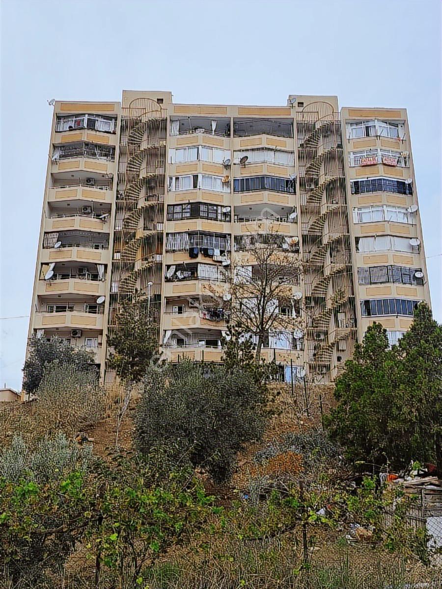Kozan Gayrimenkulden Güneri Toki De 2+1 Kombili Yatak Dolaplı