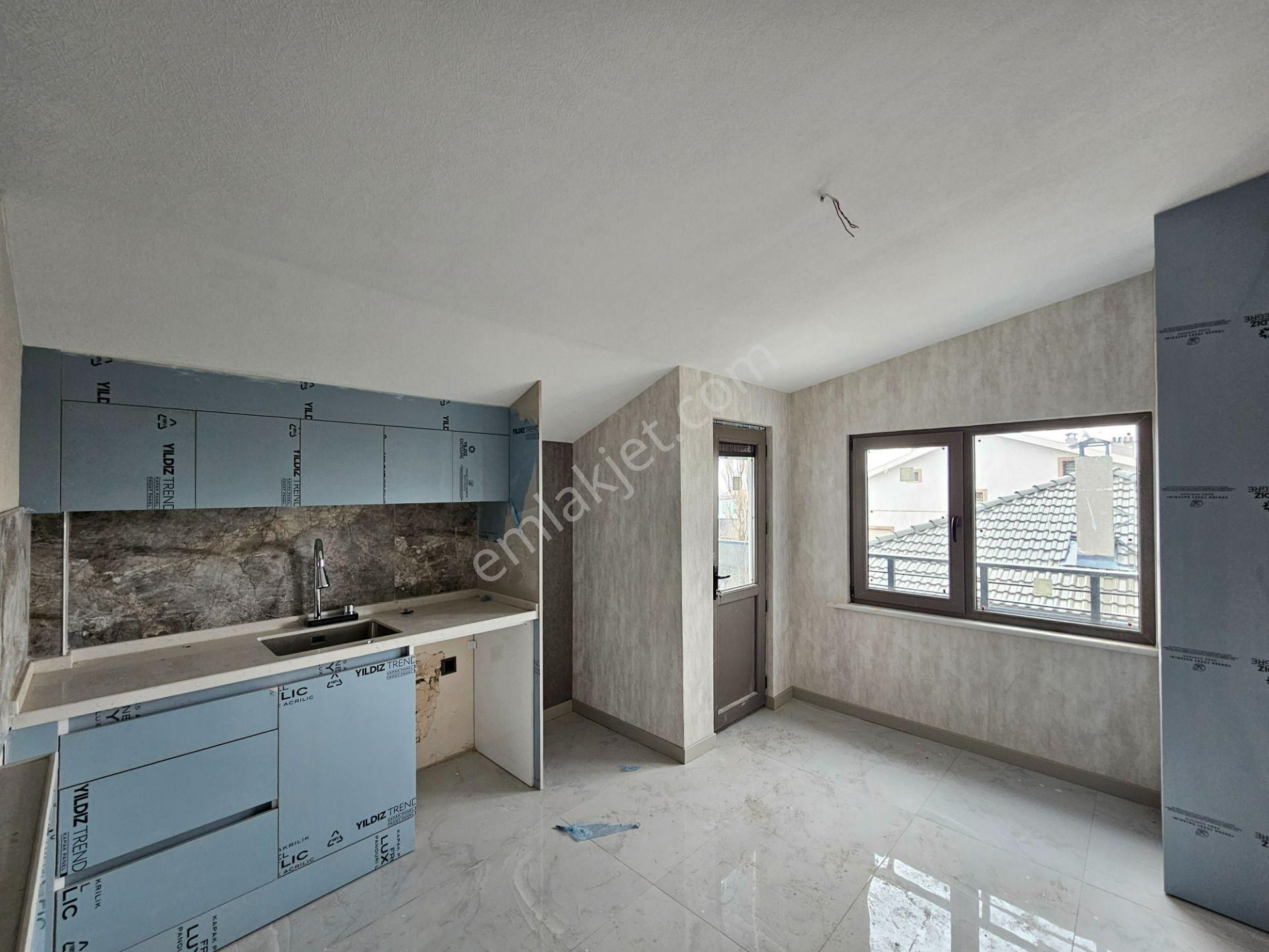 Sille Ak Mahallesinde İsmail Kaya Caddesi Yakını 9+2 Ayrı Girişli Satılık Müstakil Ev - Görsel 26