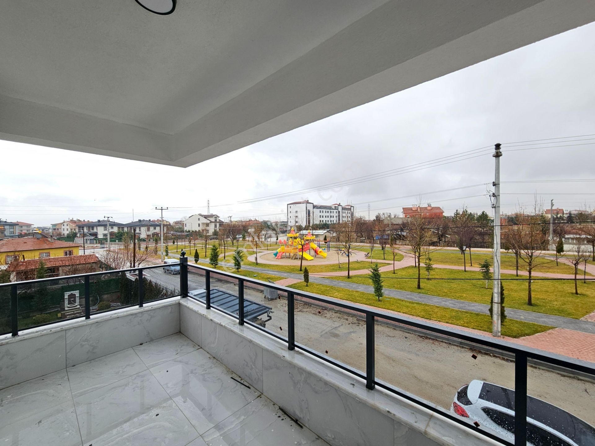 Sille Ak Mahallesinde İsmail Kaya Caddesi Yakını 9+2 Ayrı Girişli Satılık Müstakil Ev - Görsel 17