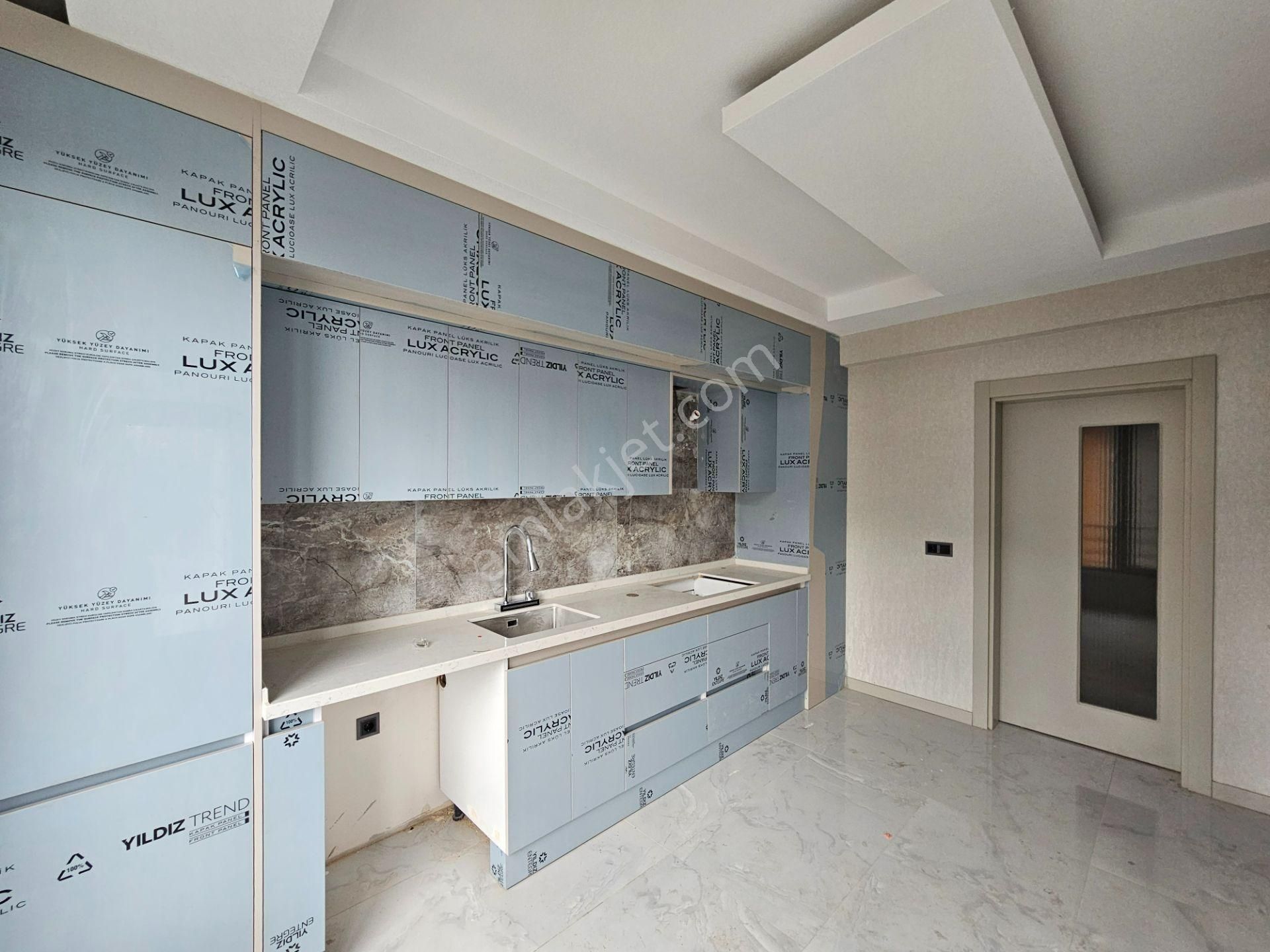 Sille Ak Mahallesinde İsmail Kaya Caddesi Yakını 9+2 Ayrı Girişli Satılık Müstakil Ev - Görsel 13