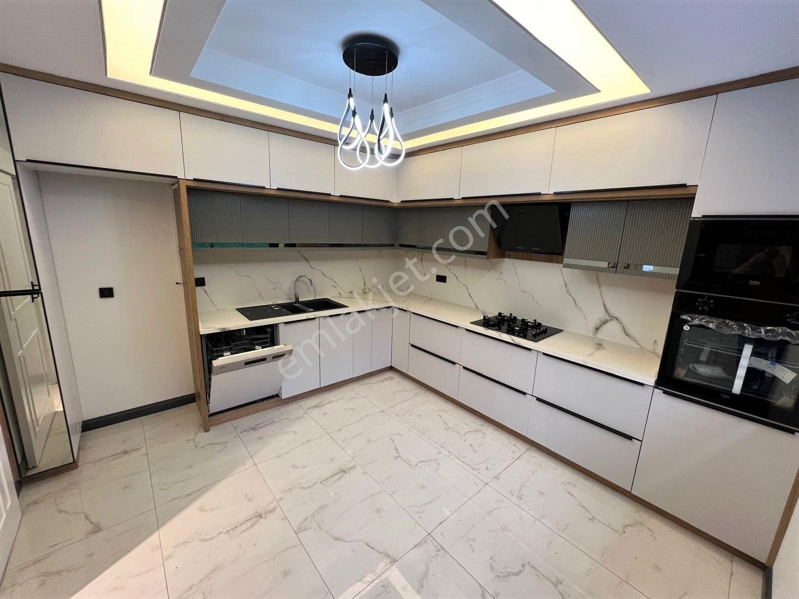 Aras Emlaktan Akçayda Denize 100 Metre 4+1 Villa - Görsel 9