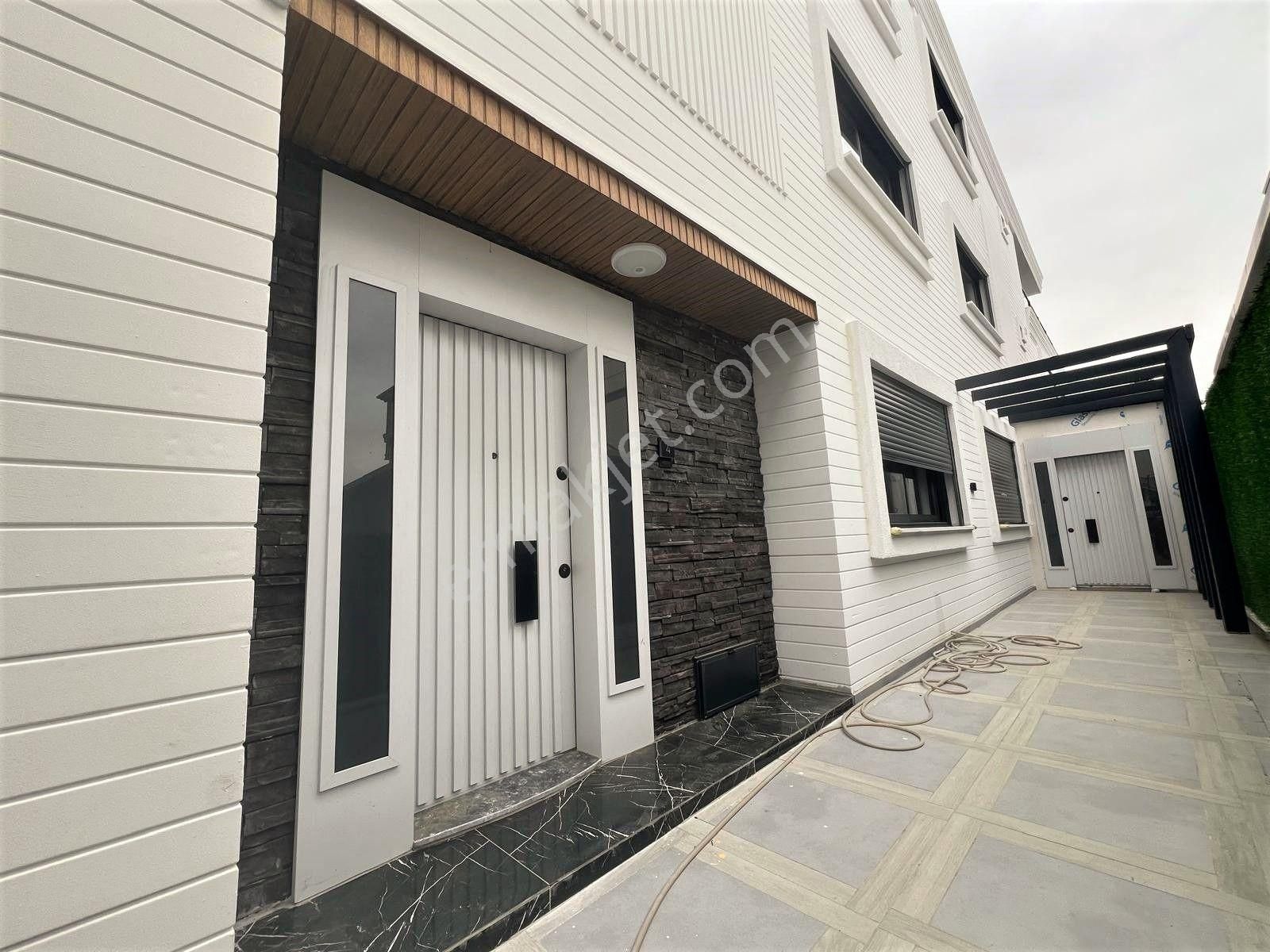 Aras Emlaktan Akçayda Denize 100 Metre 4+1 Villa - Görsel 35