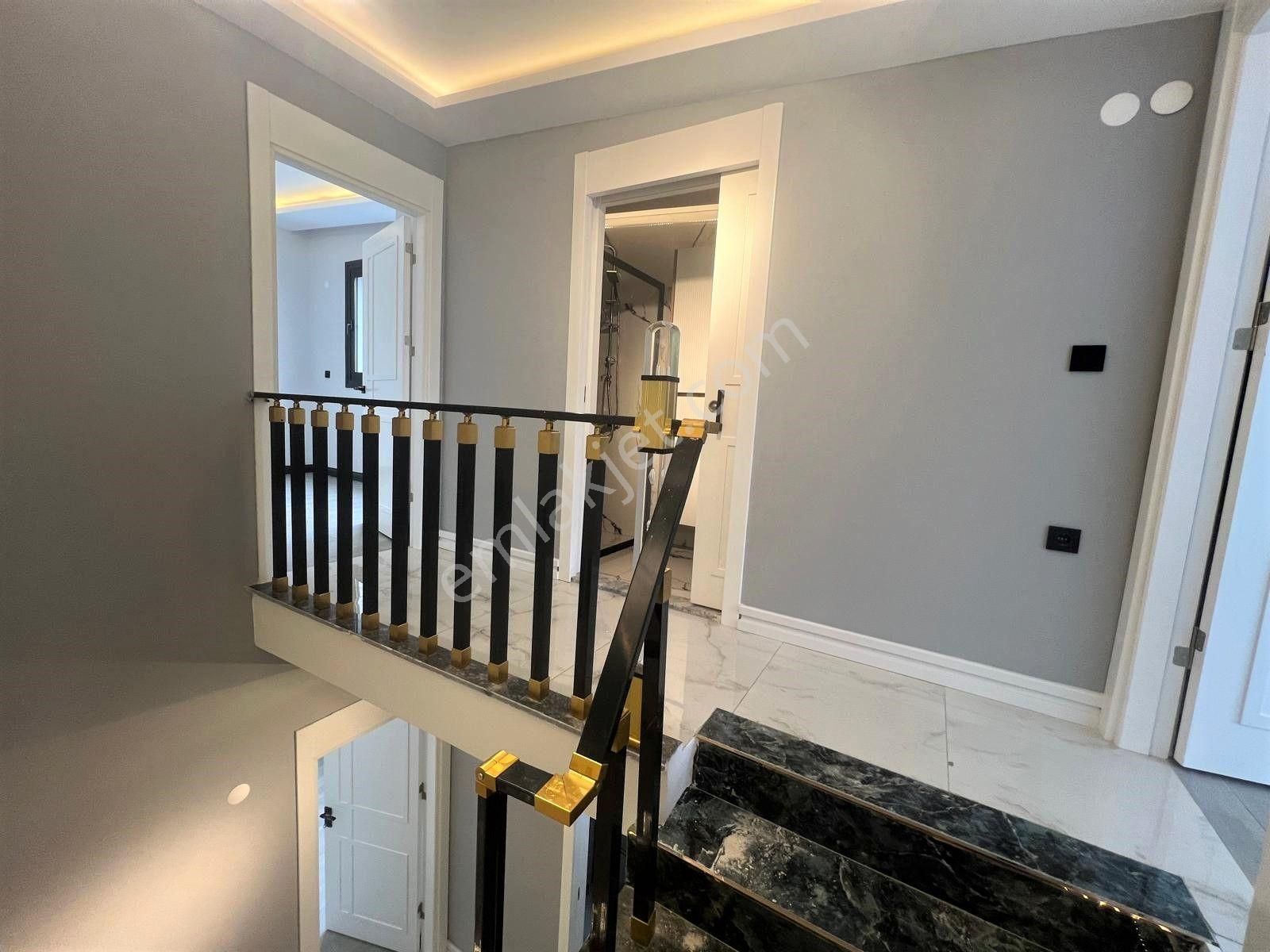 Aras Emlaktan Akçayda Denize 100 Metre 4+1 Villa - Görsel 26