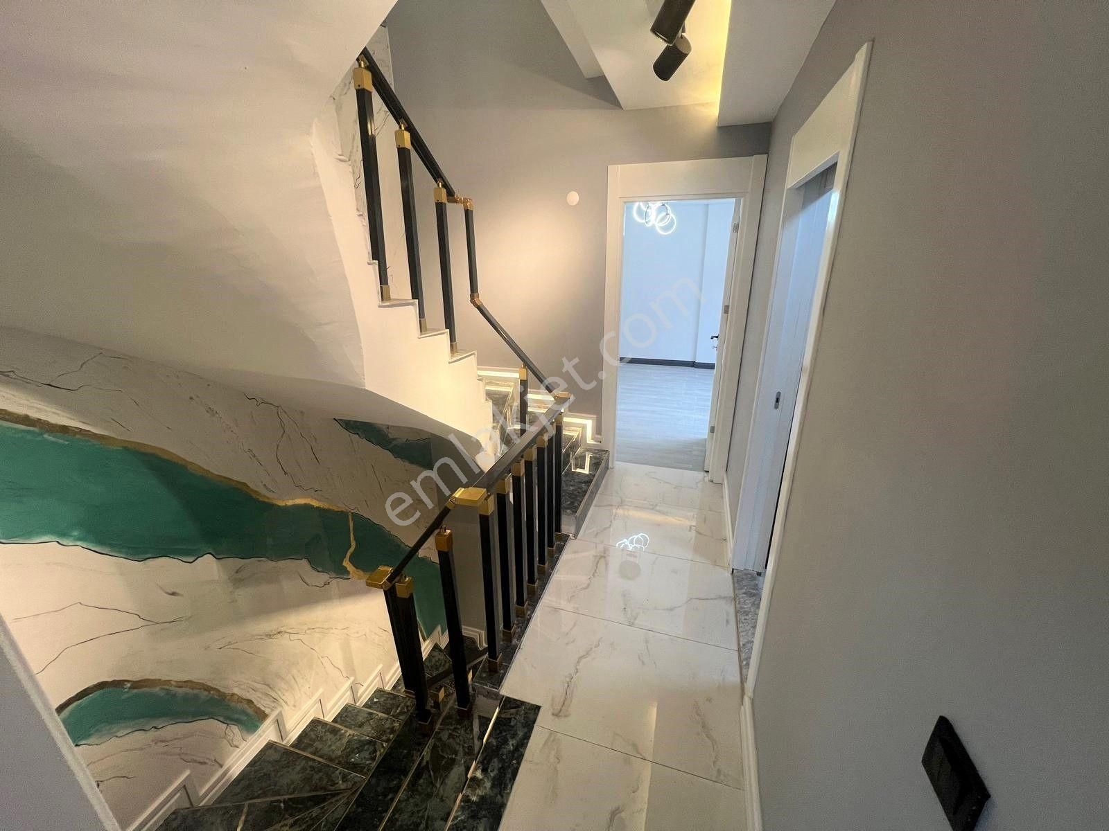 Aras Emlaktan Akçayda Denize 100 Metre 4+1 Villa - Görsel 14