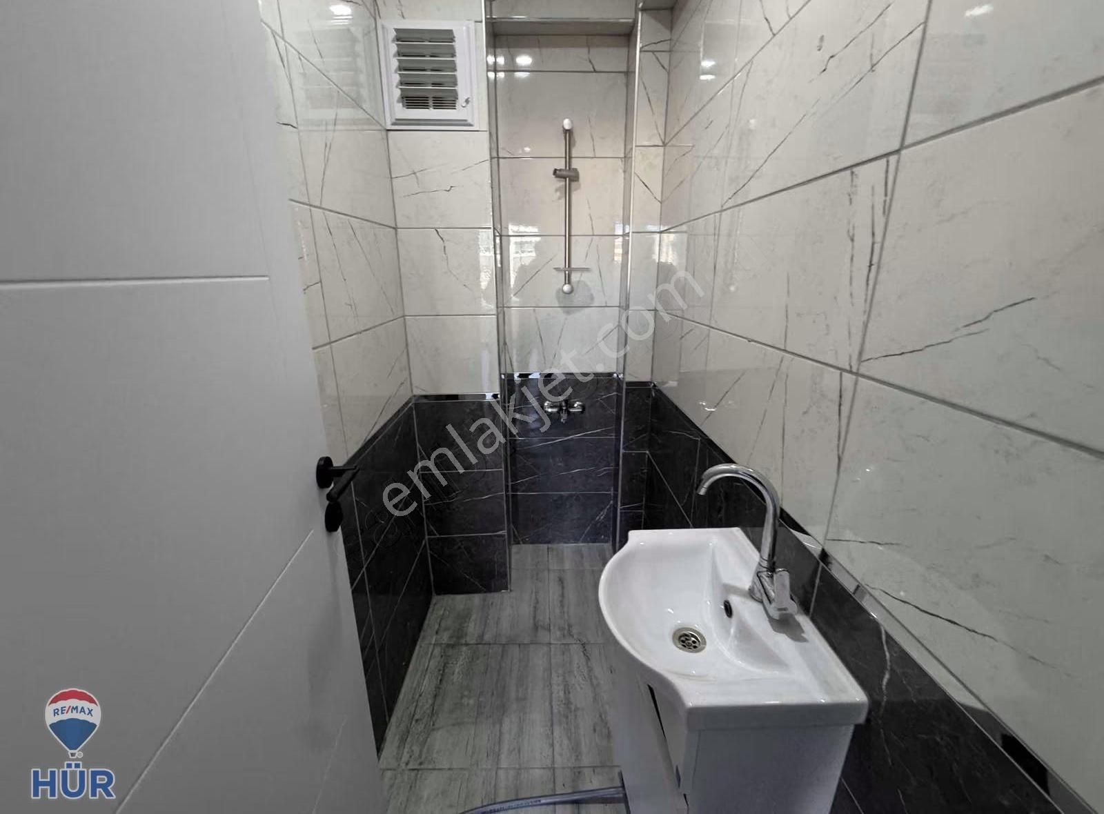 Yeni Çarşamba Pazarı Yanı Kiralık Lüks 3+1 Daire - Görsel 17