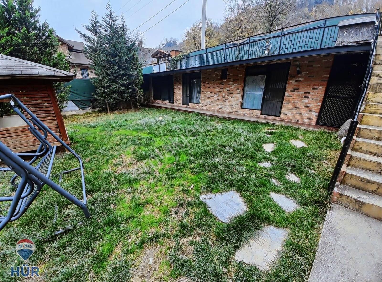 Geniş Arsa İçerisinde 4+1villa/misafirhaneli/ofisli/spor Salonlu - Görsel 15