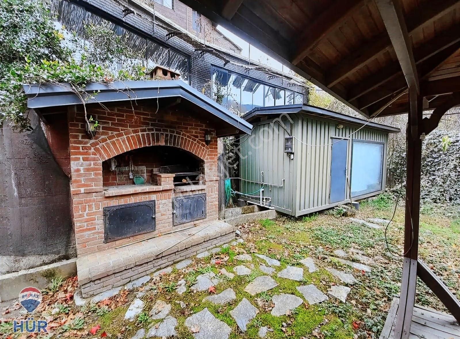 Geniş Arsa İçerisinde 4+1villa/misafirhaneli/ofisli/spor Salonlu - Görsel 4