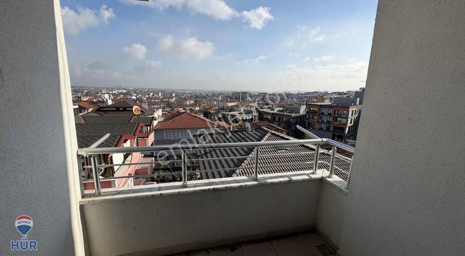 Remax Hür Emrah Tosun"dan Serdivanda Satılık Daire - Görsel 6