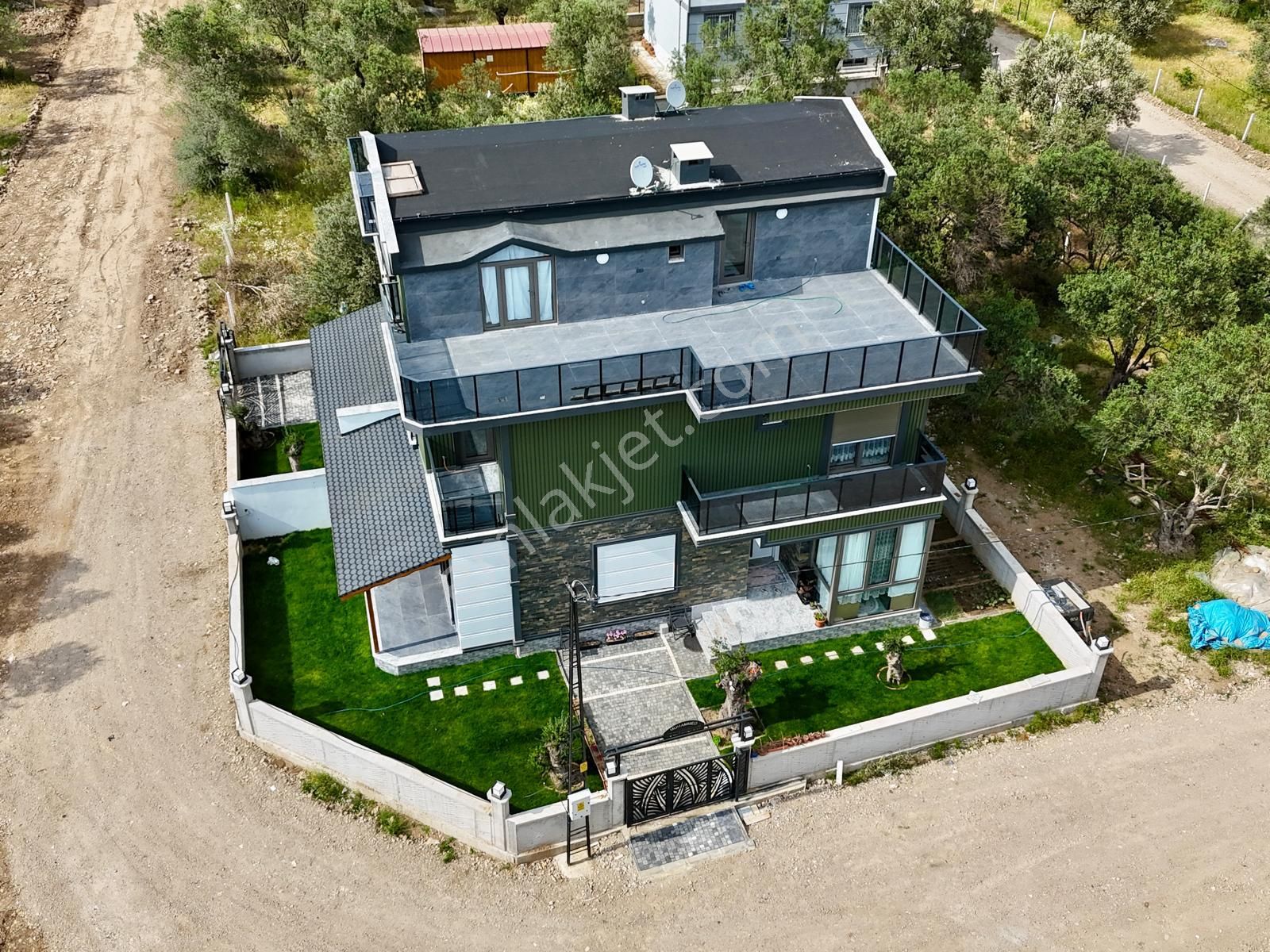 Akçay Aras Emlaktan Zeytinlide 4+1 Muhteşem Villa - Görsel 5