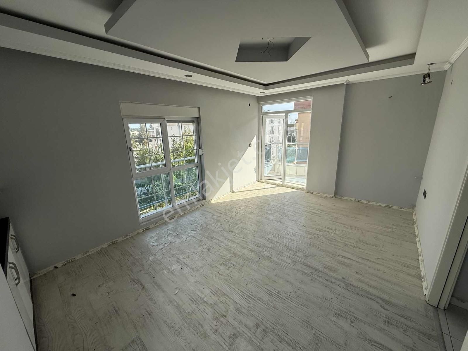 Yenidoğan'da Mükemmel Lokasyonda 4+2 Dublex Daire - Görsel 13