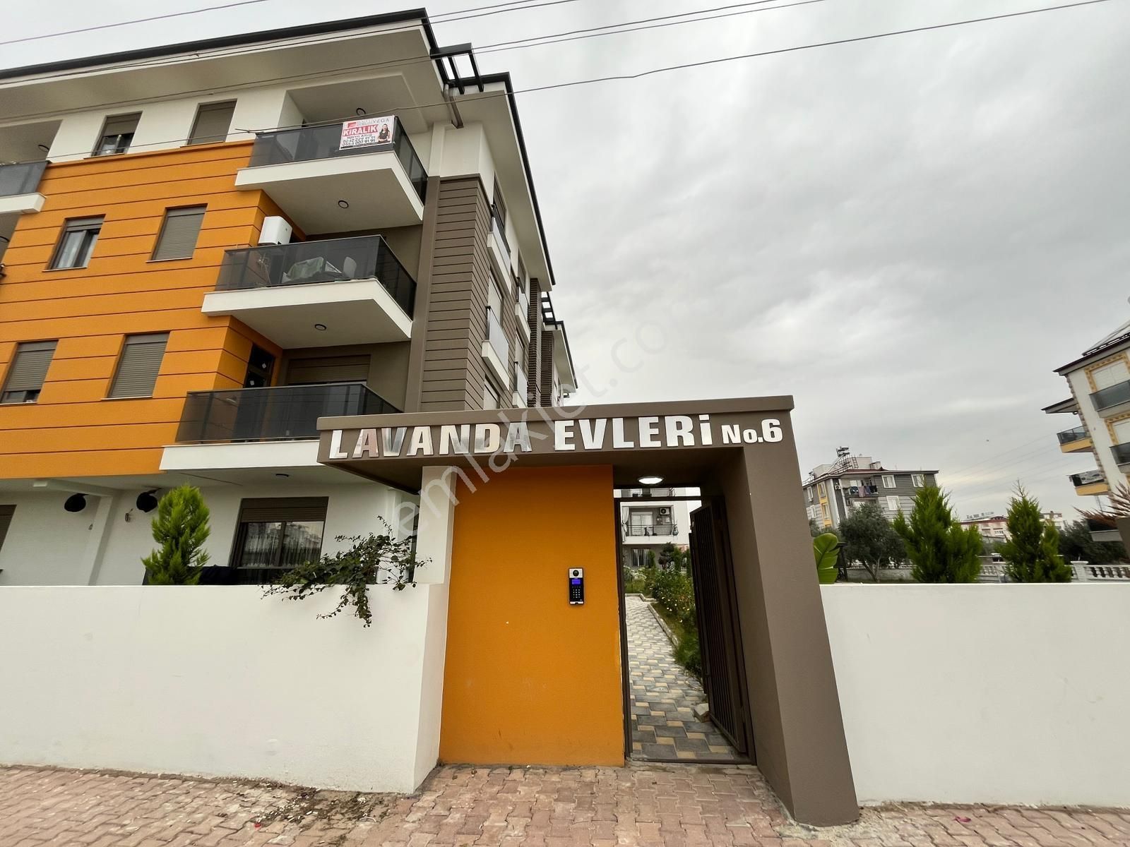 Kepez Habiblerde Sıfır Binada, Ayrı Mutfaklı 2+1 Kiralık Daire