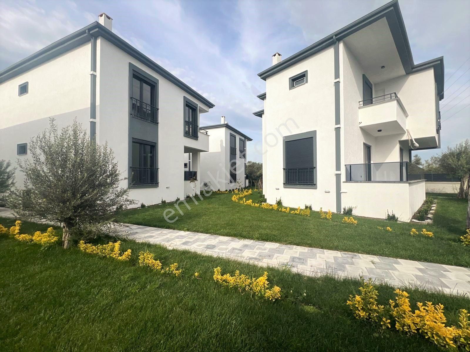 Akçay Aras Emlaktan Zeytinlide Doğa İçinde Müstakil 5+1 Villa - Görsel 5
