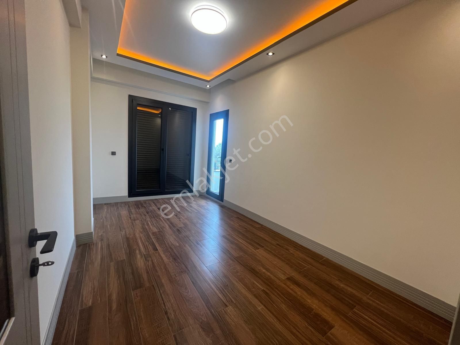 Akçay Aras Emlaktan Zeytinlide Doğa İçinde Müstakil 5+1 Villa - Görsel 25