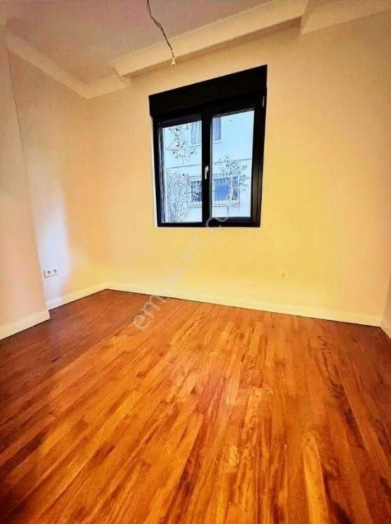 Caddebostan Sahilde İskanlı Balkonlu Ebeveyn Banyolu Yabancı Satışına Uygun 100m2 - Görsel 12