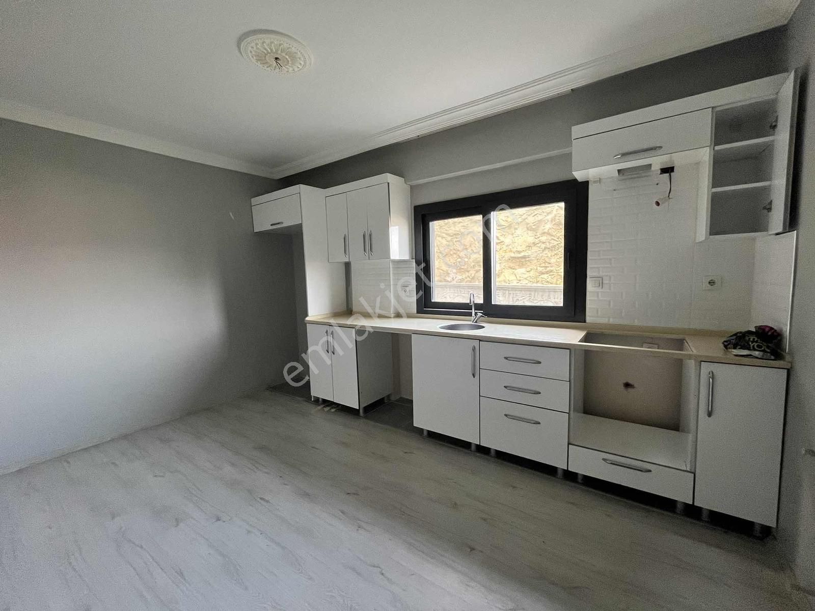 Foça Bağarasında Satılık 3+1 Bahçe Dubleksi - Görsel 8