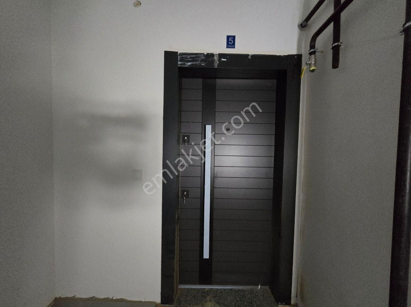 Selahaddin Eyyübi Mahallesinde Karamanlar Caddesinde Satılık 3+1 Lüx Sıfır Fırsat Daireler - Görsel 10