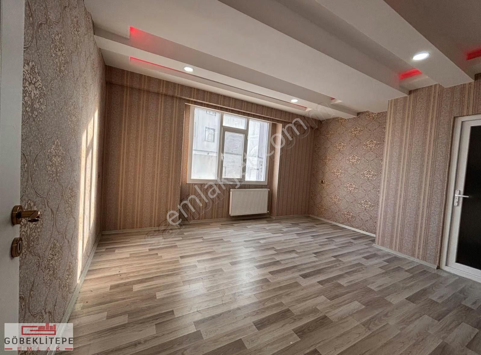 Göbeklitepe Emlaktan Mehmetçikte Kiralık 3+1 Kiralık Geniş Daire - Görsel 5