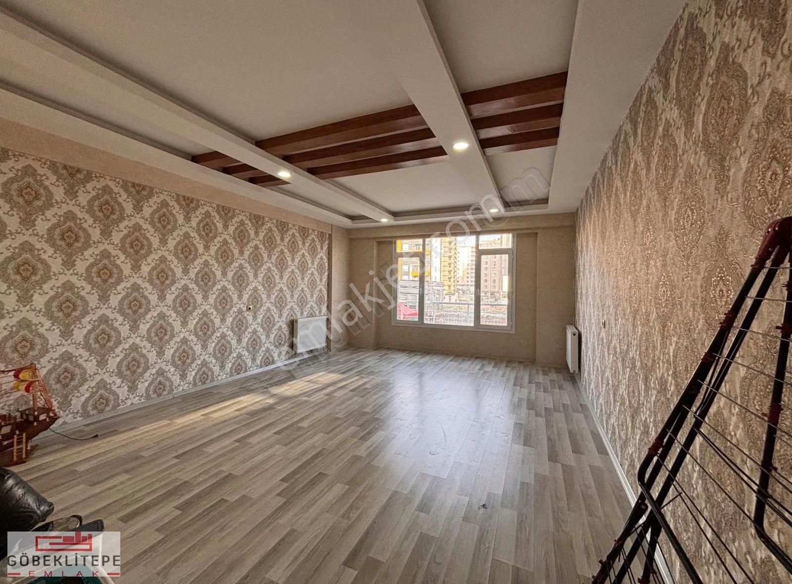 Göbeklitepe Emlaktan Mehmetçikte Kiralık 3+1 Kiralık Geniş Daire - Görsel 9